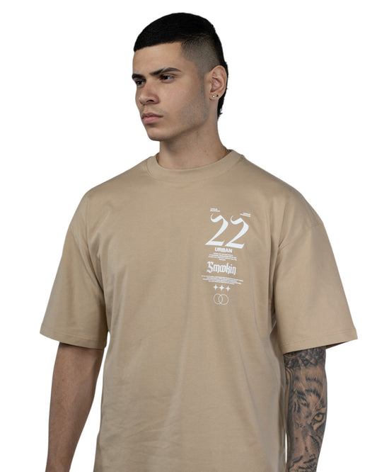 CAMISETA OVERSIZE TWENTY TWO