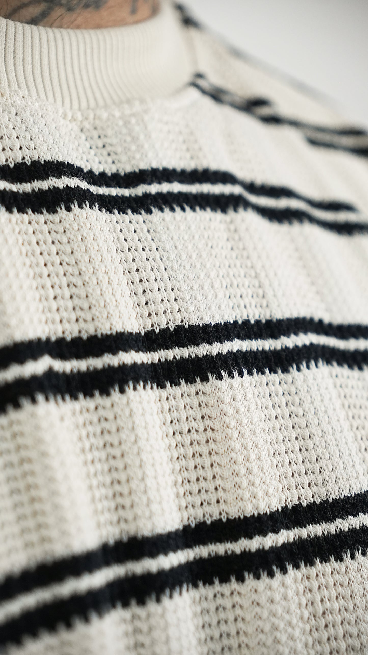 CAMISETA LINEAS OVERSIZE TEXTURA