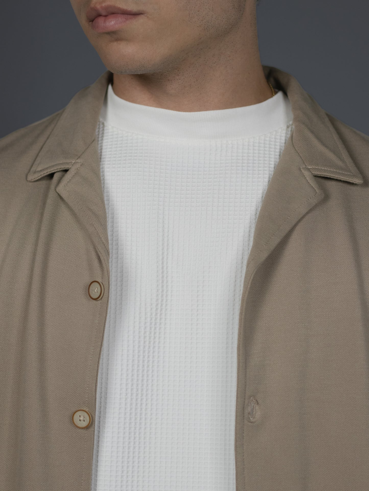 CONJUNTO CAMISA Y PANTALON BEIGE