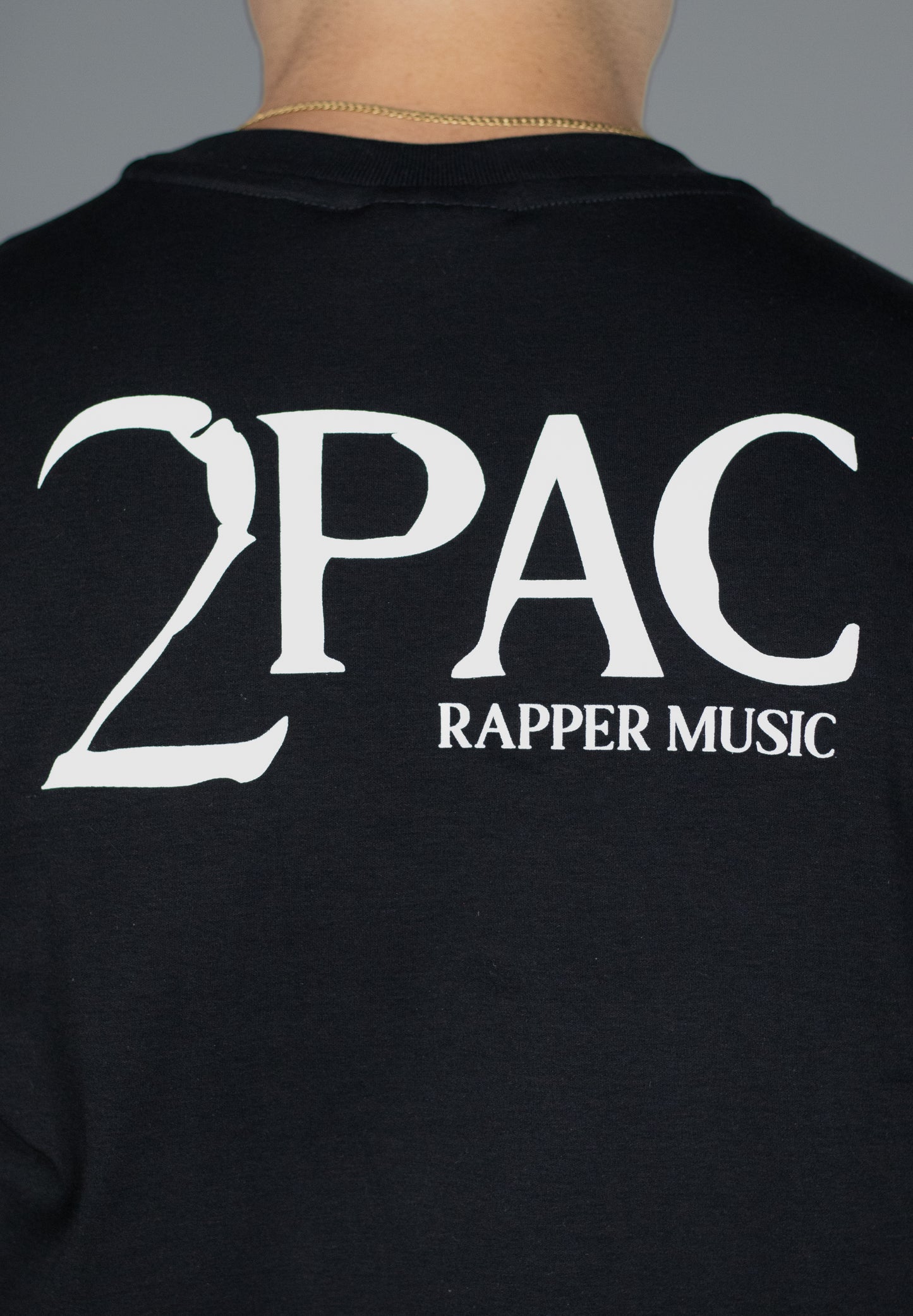 CAMISETA OVERSIZE NEGRA 2PAC ADELANTE