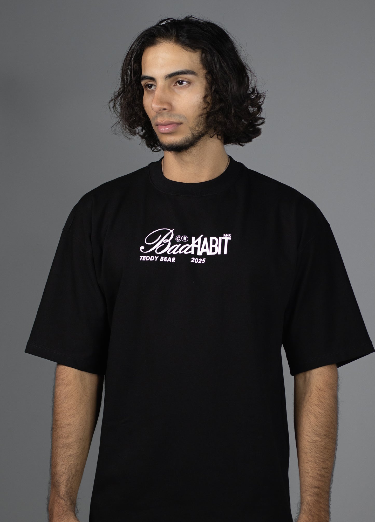 CAMISETA OVERSIZE OSO CADENA BAD HABIT