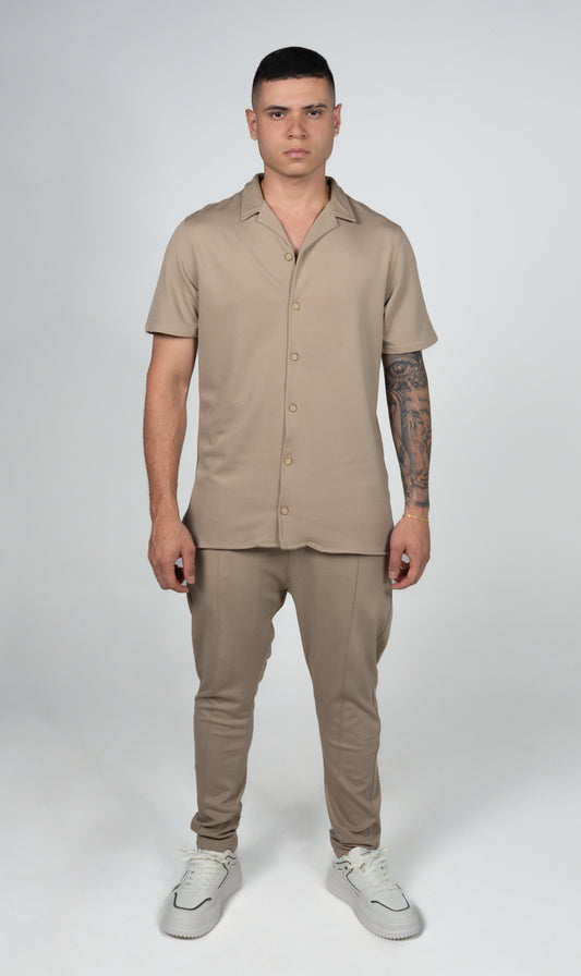CONJUNTO CAMISA Y PANTALON BEIGE