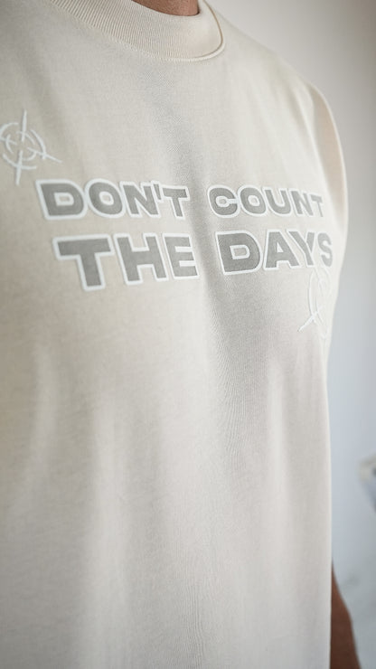 CAMISETA BEIGE DON'T COUNT