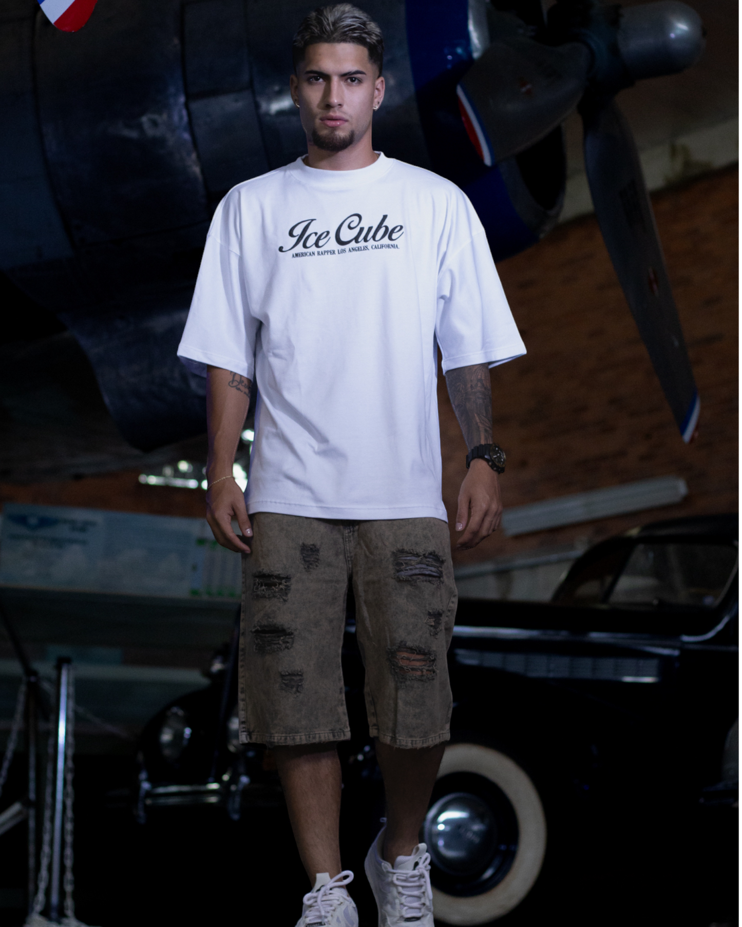 OVERSIZE ICE CUBE