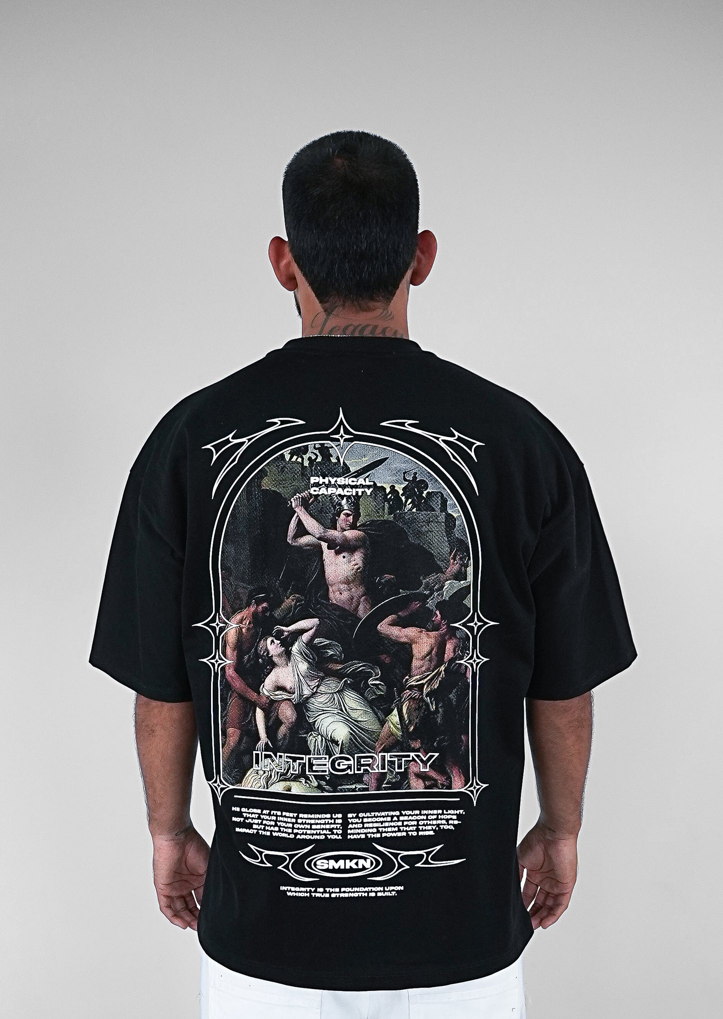 CAMISETA NEGRA OVERSIZE INTEGRITY