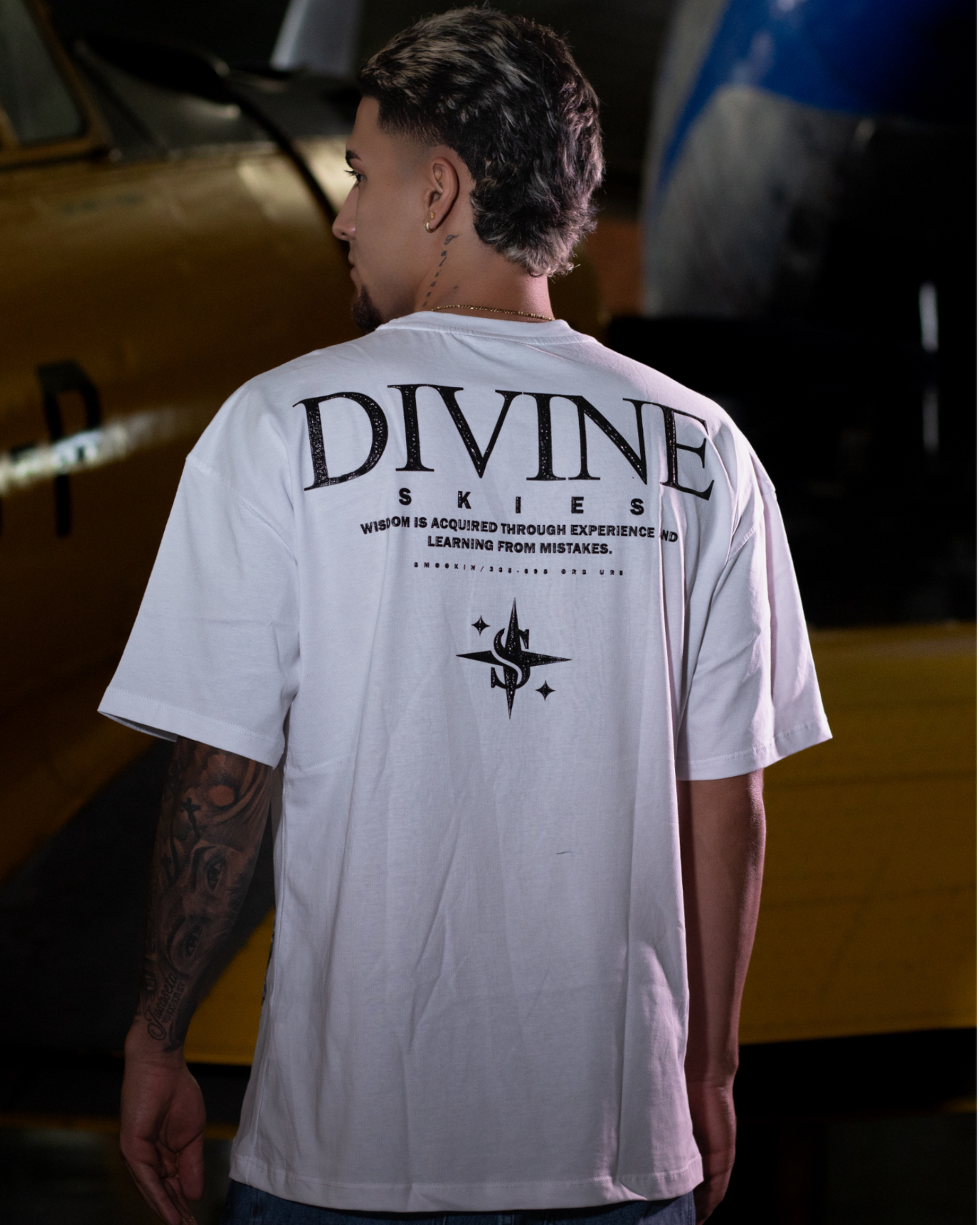 CAMISETA OVERSIZE DIVINE