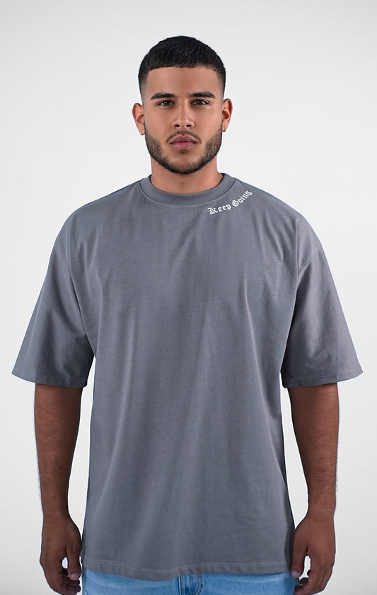 CAMISETA GRIS OVERSIZE SMKN