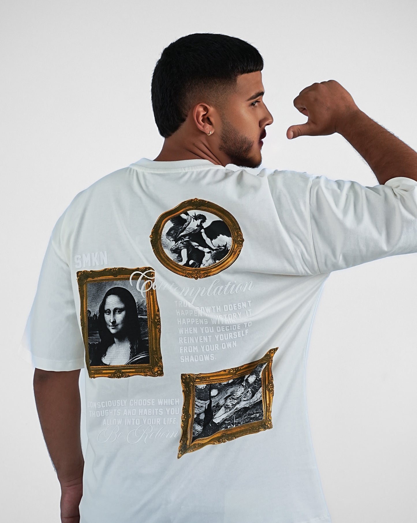 CAMISETA BLANCA OVERSIZE RENAISSANCE ARCHIVE