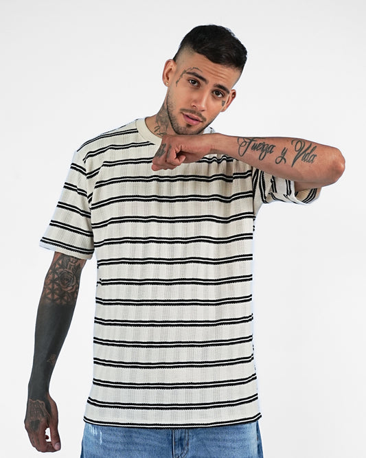 CAMISETA LINEAS OVERSIZE TEXTURA