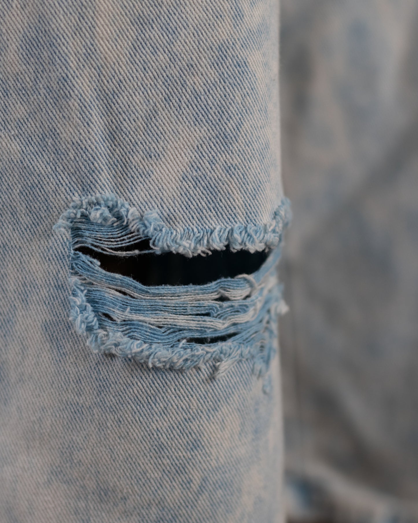 SHORT ACID WASH AZUL