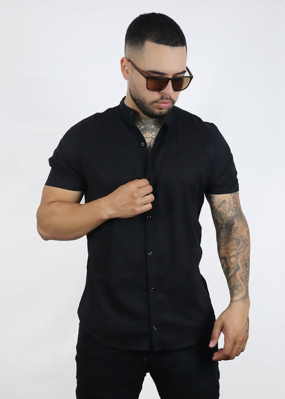 Camisa Negra cuello Nerú