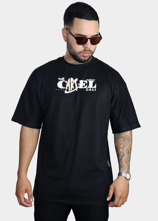 camiseta oversize negra "The Cartel"