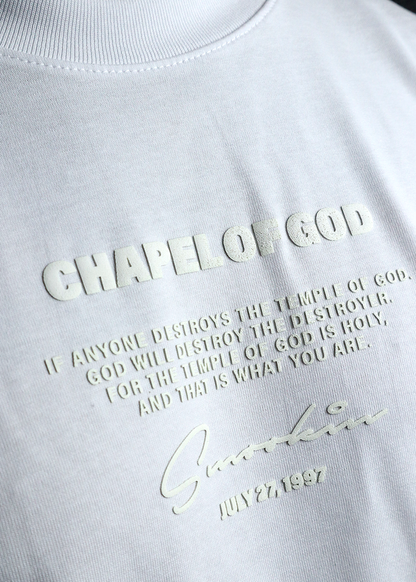 camiseta oversize chapel of god